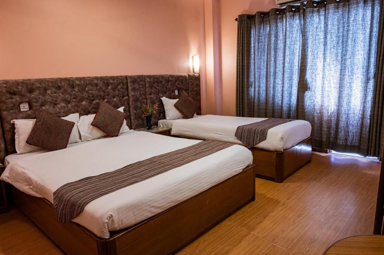 Kathmandu Prince Hotel Bagian luar foto
