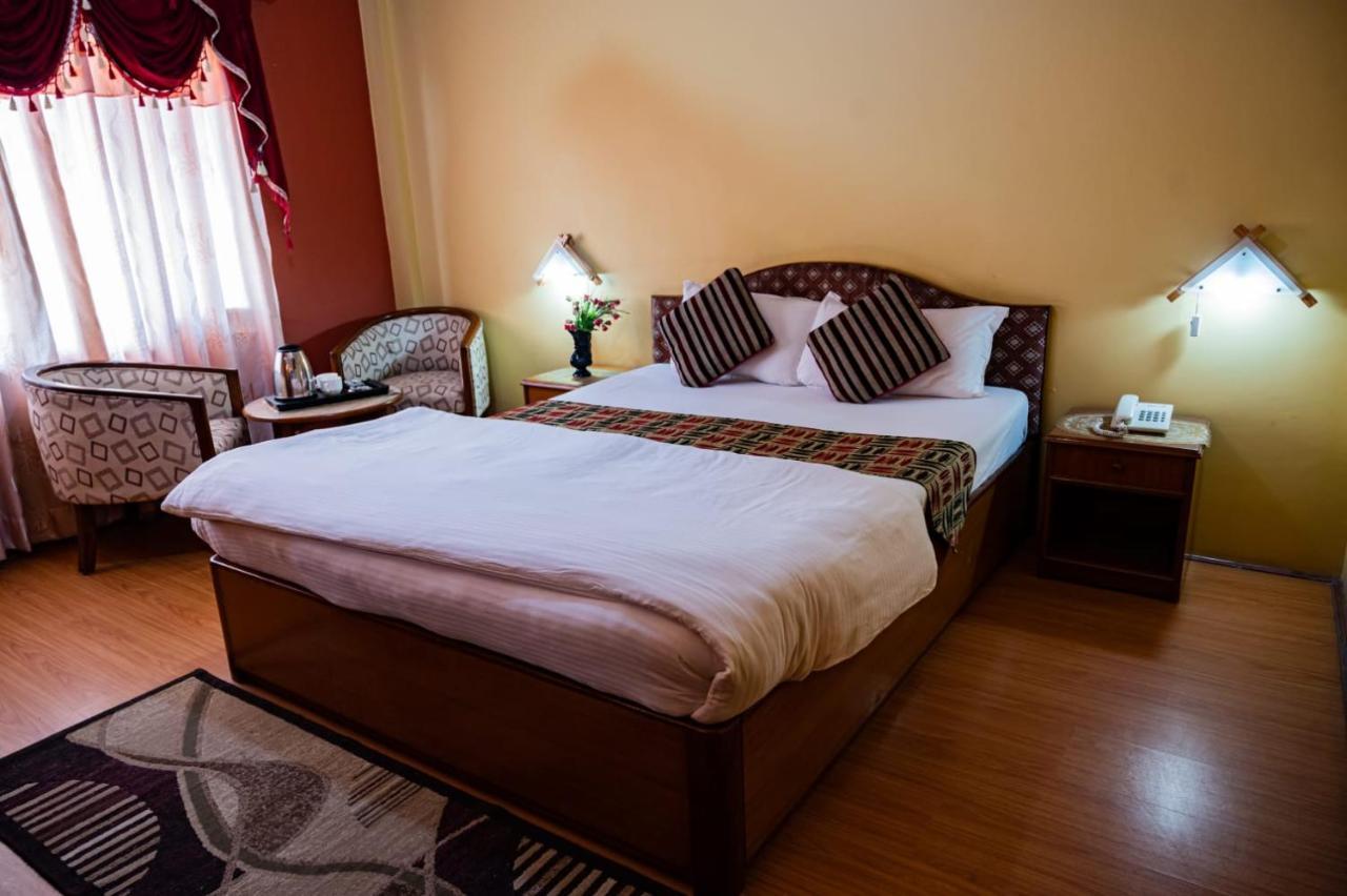 Kathmandu Prince Hotel Bagian luar foto