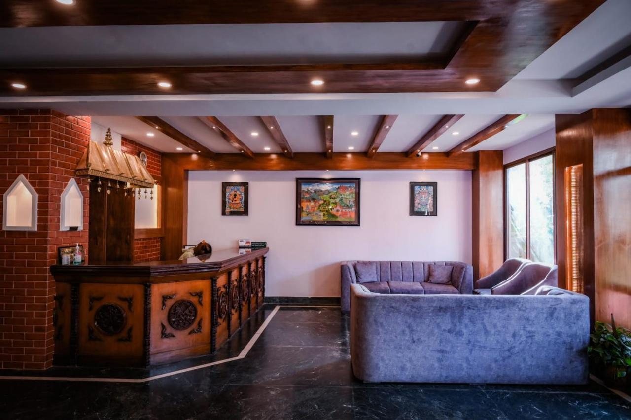 Kathmandu Prince Hotel Bagian luar foto