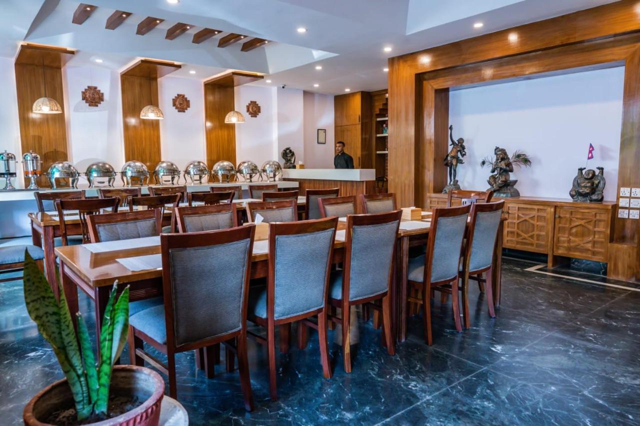 Kathmandu Prince Hotel Bagian luar foto