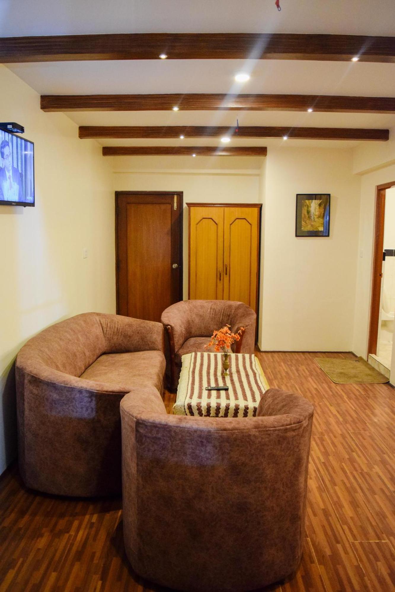 Kathmandu Prince Hotel Bagian luar foto