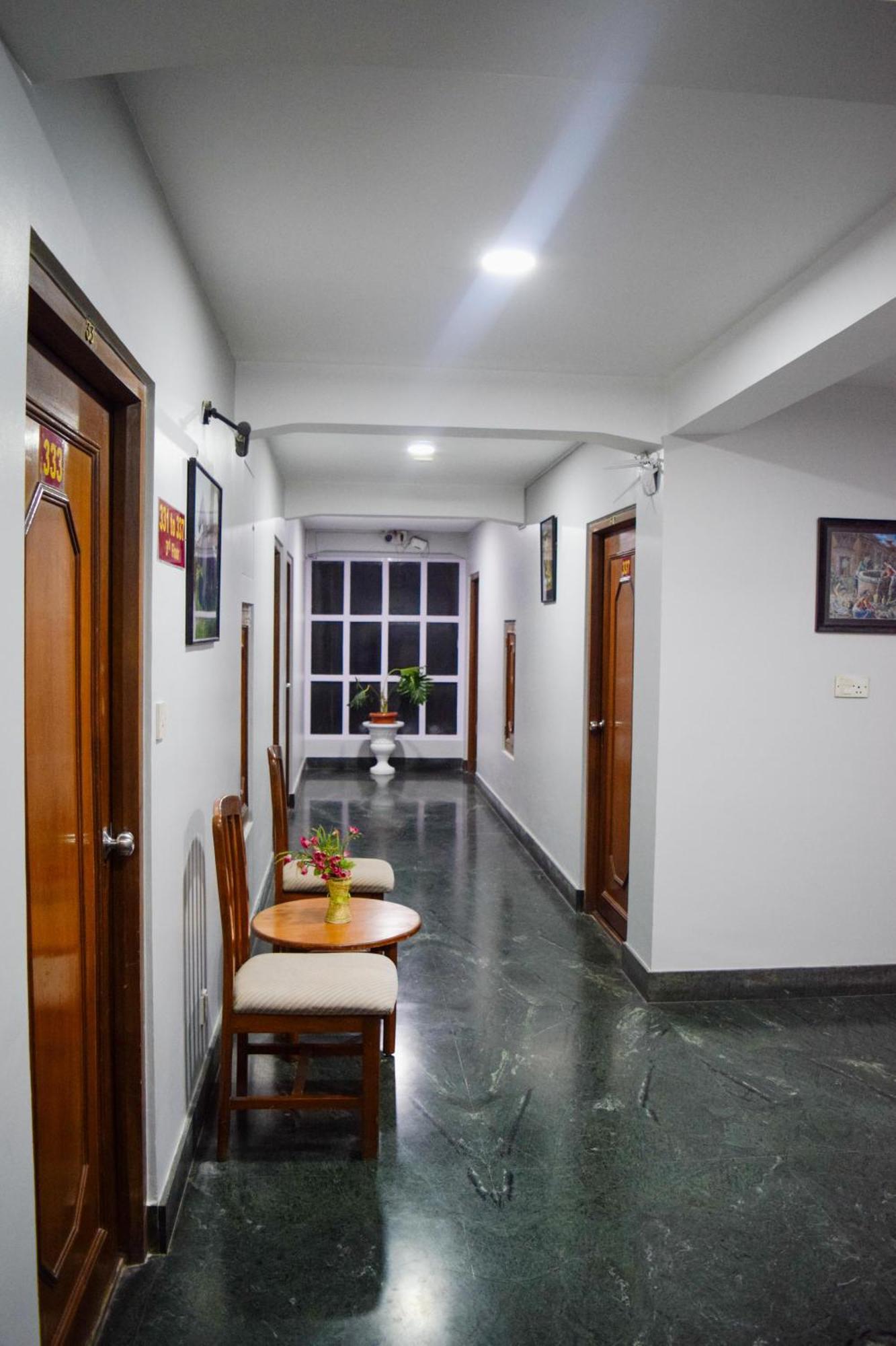 Kathmandu Prince Hotel Bagian luar foto