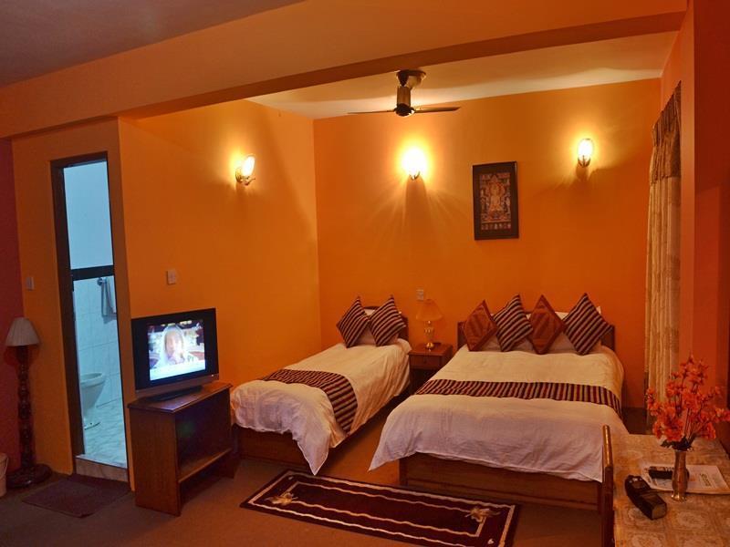 Kathmandu Prince Hotel Bagian luar foto