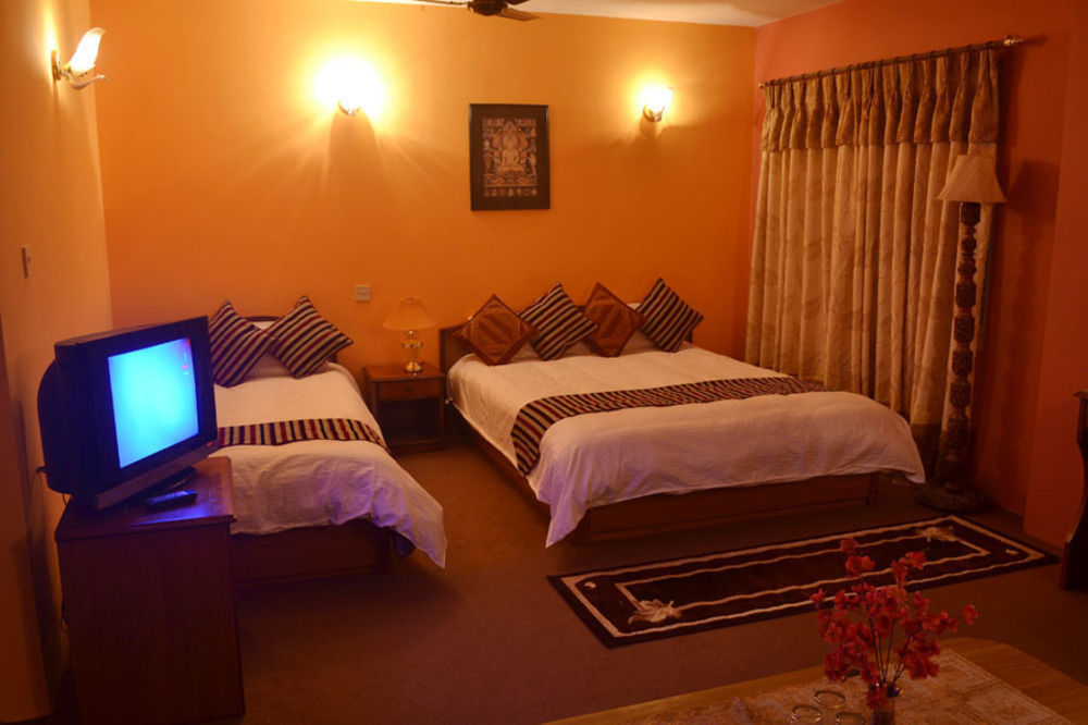 Kathmandu Prince Hotel Bagian luar foto