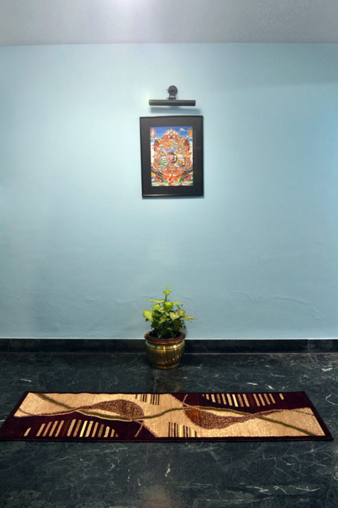 Kathmandu Prince Hotel Bagian luar foto