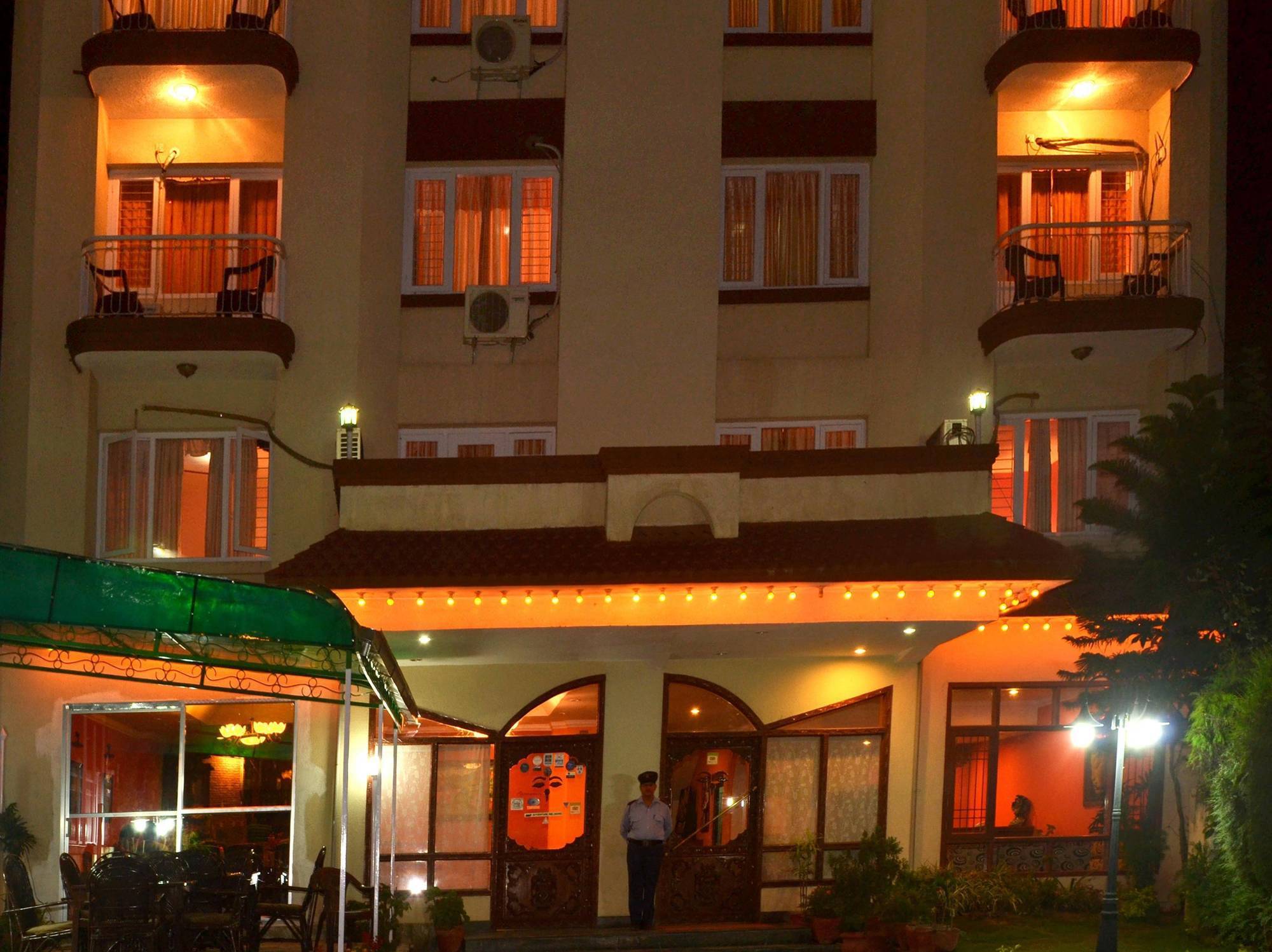 Kathmandu Prince Hotel Bagian luar foto