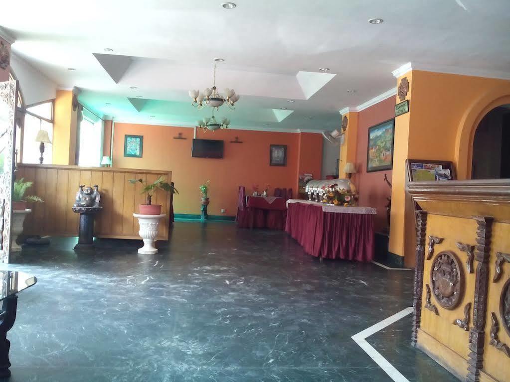 Kathmandu Prince Hotel Bagian luar foto
